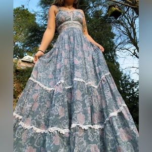 Vintage 1970s gunne sax grey floral sundress